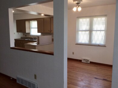 Dining area in kitchen