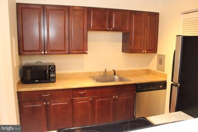 1001 26th St NW unit 401, Washington, DC 20037 - photo 4