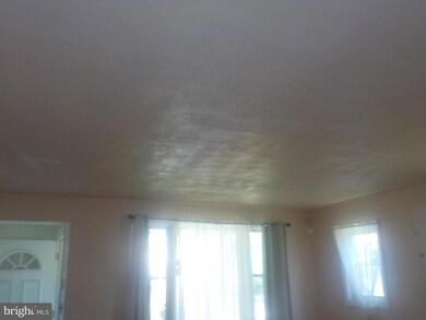 3929 Rosecrest Ave, Baltimore, MD 21215 - photo 4