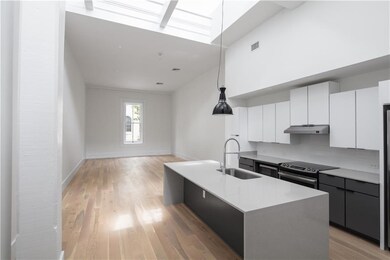 510 Julia St unit 207, New Orleans, LA 70130 - photo 4