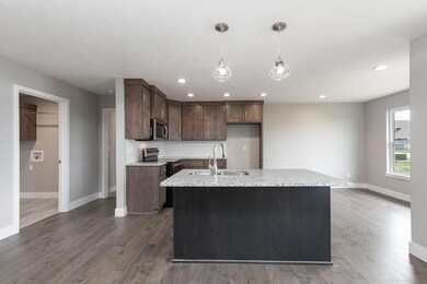 1237 S Cumberland Ave, Republic, MO 65738 - photo 6