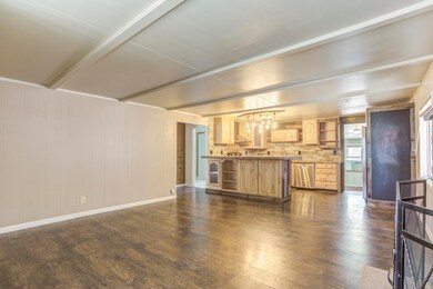Living Room & Kitchen 2