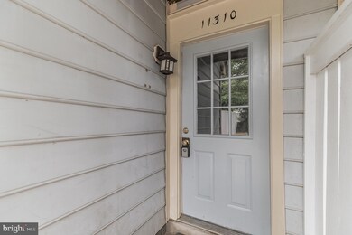 11310 Corinthian Ct, Germantown, MD 20876 - photo 2