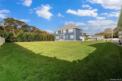 60 Parsnip Pond Rd, Lake Grove, NY 11755 - photo 3