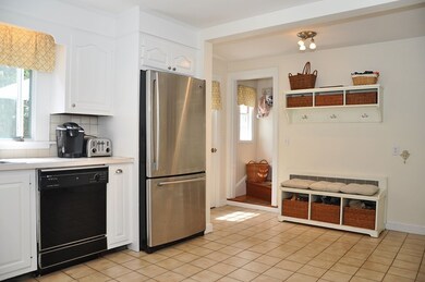 87 Standish Rd, Milton, MA 02186 - photo 7