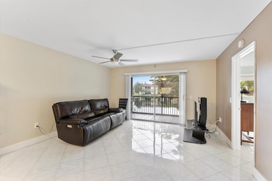 850 SW 138th Ave unit 208D, Pembroke Pines, FL 33027 - photo 3