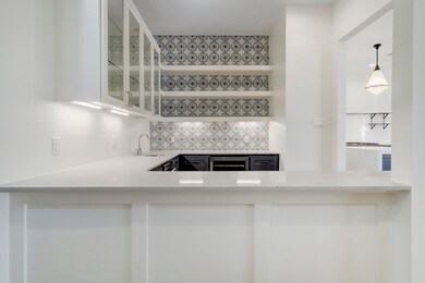 1039 W 41st St, Houston, TX 77018 - photo 5