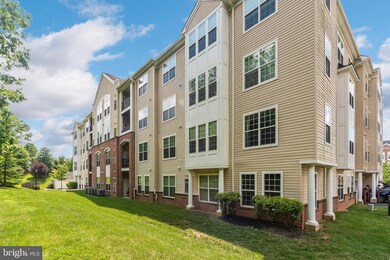 8611 Wintergreen Ct unit 202, Odenton, MD 21113 - photo 4