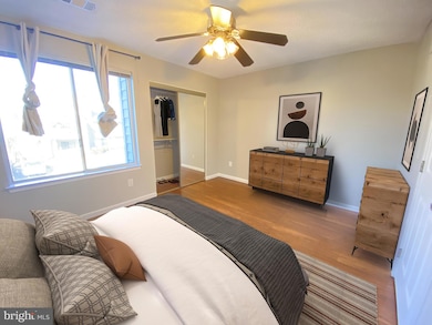 11741 Summerchase Cir unit 1741-D, Reston, VA 20194 - photo 5