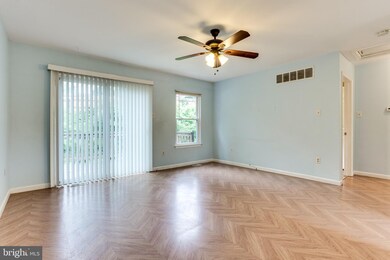 7441 Jennifer Way, Sykesville, MD 21784 - photo 2