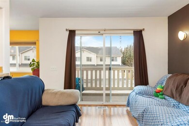 03-Living Room-ELKO2184