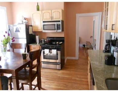 112 Glenway St unit 3, Dorchester, MA 02121 - photo 2