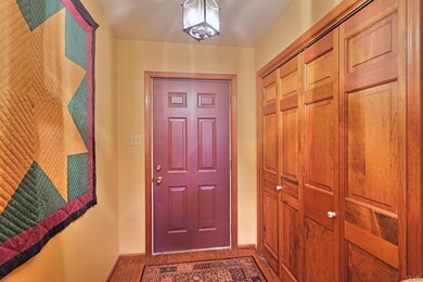 Foyer W/ large coat closet