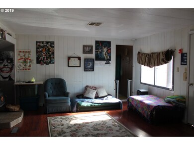 654 N Johnson St, Prairie City, OR 97869 - photo 6