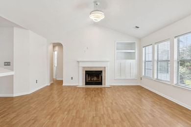 2753 Palmetto Hall Blvd, Mount Pleasant, SC 29466 - photo 5