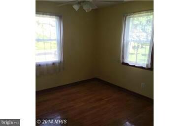 5720 2nd Ave, Halethorpe, MD 21227 - photo 4