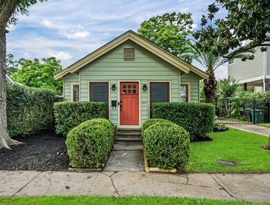 205 Munford St, Houston, TX 77008 - photo 5