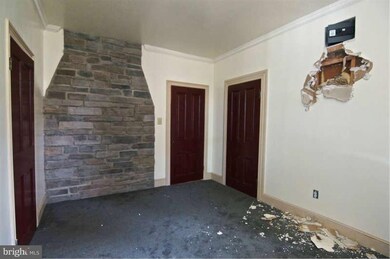 4021 Roland Ave, Baltimore, MD 21211 - photo 4