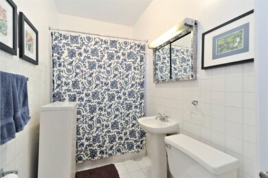 2015 W Argyle St unit 1, Chicago, IL 60625 - photo 6