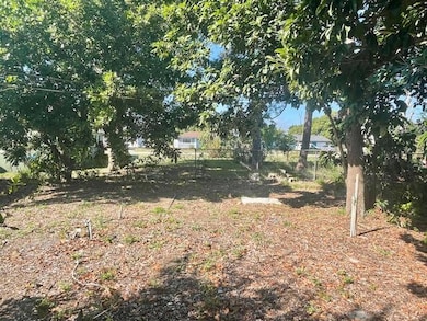 3106 Tropic Blvd, Fort Pierce, FL 34946 - photo 6