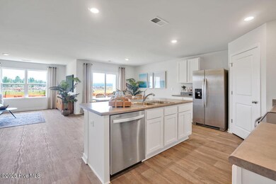 4 furnished similar to- kitchen