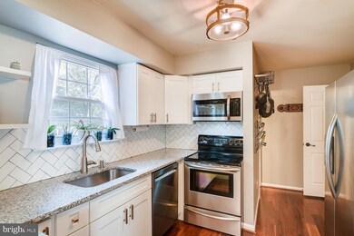 1063 Berkley Dr, Sykesville, MD 21784 - photo 4