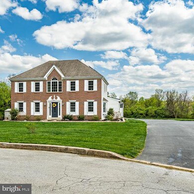 4 Magnolia Ct, Downingtown, PA 19335 - photo 2