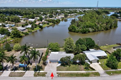 1026 Schumann Dr, Sebastian, FL 32958 - photo 4