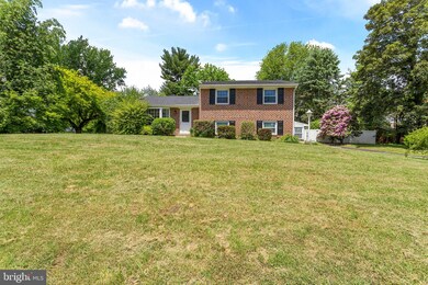 403 Burning Tree Rd, Wallingford, PA 19086 - photo 3