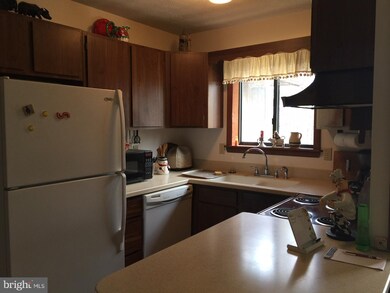 68 Forrest St, Basye, VA 22810 - photo 4