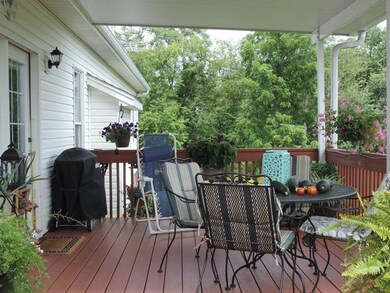 Red Clover deck