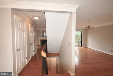 1538 Scandia Cir, Reston, VA 20190 - photo 3