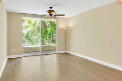 700 E Boynton Beach Blvd unit 407, Boynton Beach, FL 33435 - photo 5