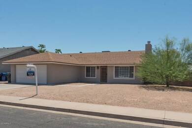 1033 W Ivyglen-7-HDR