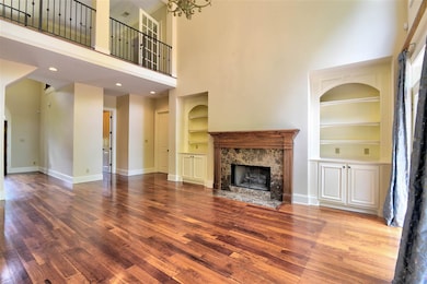 Spacious 25x15 Living Room  with Soaring 20 ft. Ce