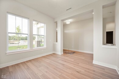 15838 Scarteen Rd, Fishers, IN 46037 - photo 5