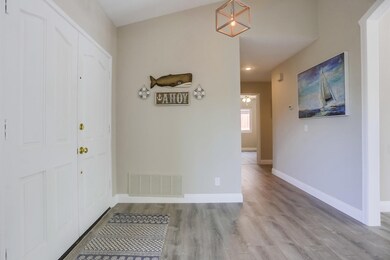 1639 Orange Blossom Way, Encinitas, CA 92024 - photo 7