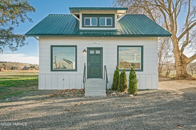 1790MaplewayRd-2