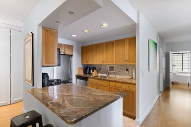 Harbor Towers unit 6C, Boston, MA 02110 - photo 2