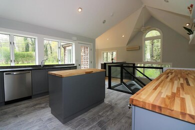 26 Bayes Hill Rd, Oak Bluffs, MA 02568 - photo 2