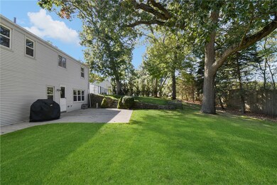 129 Northbridge Ave, Warwick, RI 02886 - photo 5