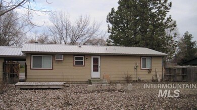 1801 W 6th St, Weiser, ID 83672 - photo 4