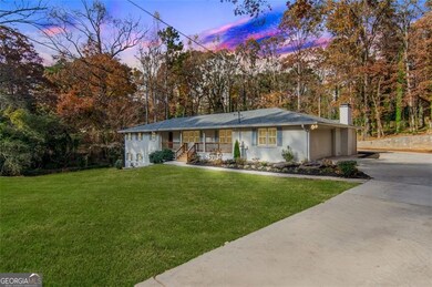 4956 Mountclaire Rd, Stone Mountain, GA 30087 - photo 5