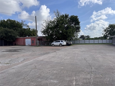 7151 Lawndale St, Houston, TX 77023 - photo 6