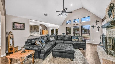 118 Hedges Cir, Weatherford, TX 76085 - photo 6