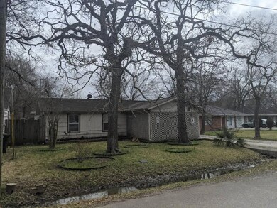 1112 Eubanks St, Houston, TX 77022 - photo 2