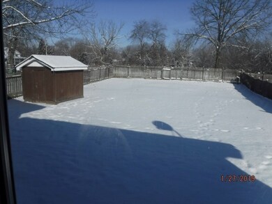 4026 Violet Ln, Matteson, IL 60443 - photo 4