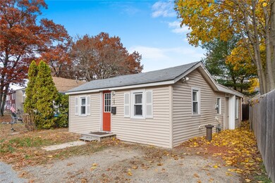 103 Bend St, Warwick, RI 02889 - photo 4