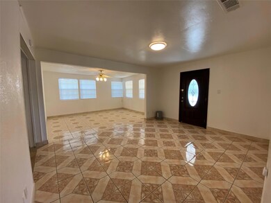 503 N Sewell Dr, Decatur, TX 76234 - photo 6