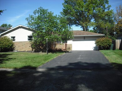 1174 Vinewood Dr, Columbus, OH 43229 - photo 2